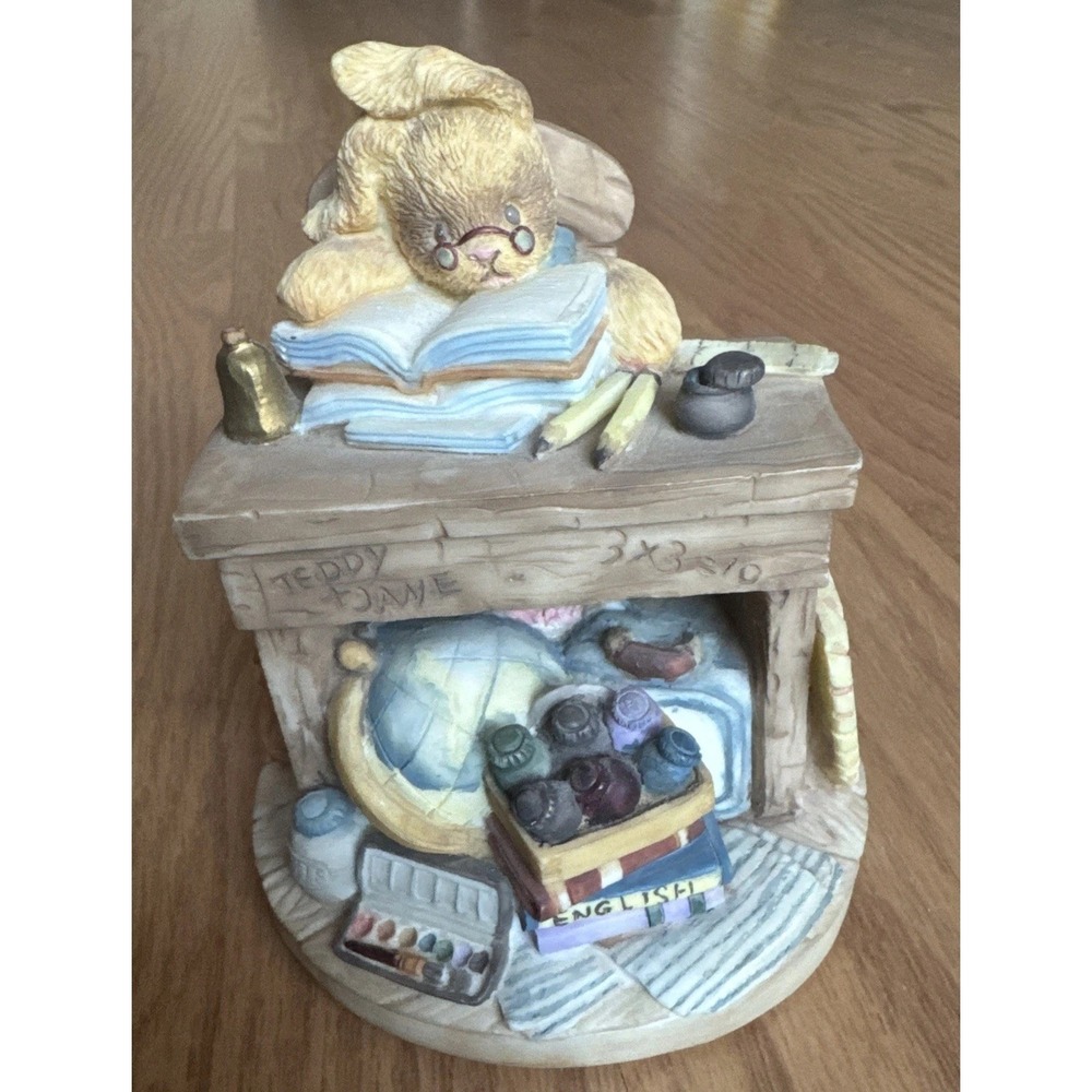 San Francisco Music Box‎ Teacher Victorian Scrapbook Plays Toyland Vintage 1996